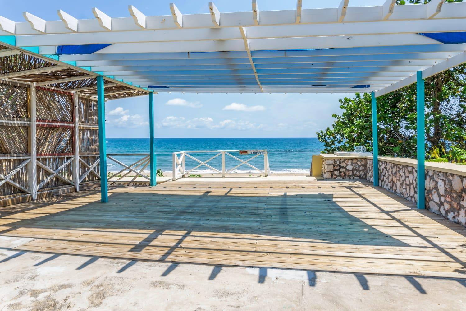 מלון טרזר ביץ' Taino Cove מראה חיצוני תמונה