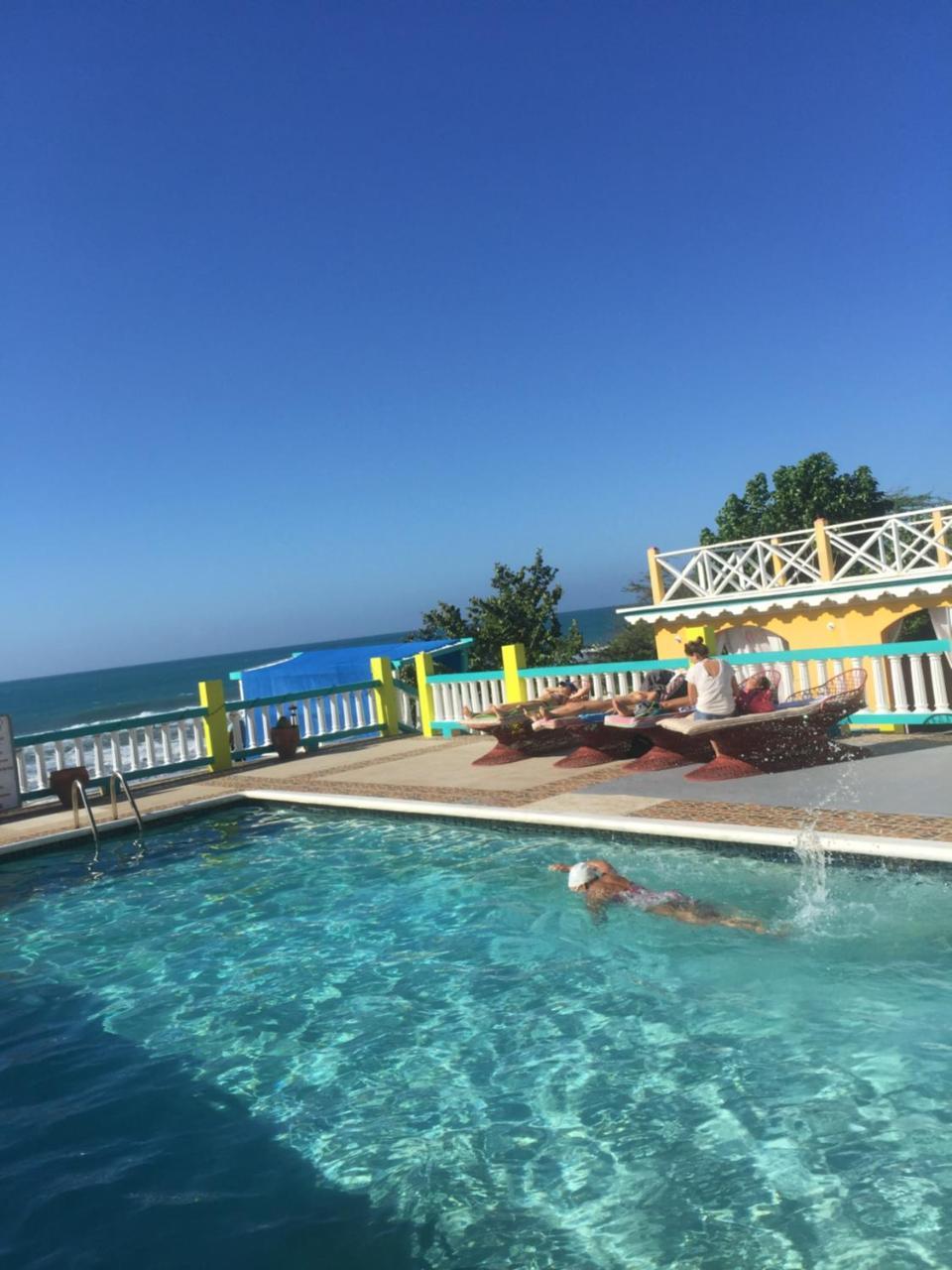 מלון טרזר ביץ' Taino Cove מראה חיצוני תמונה